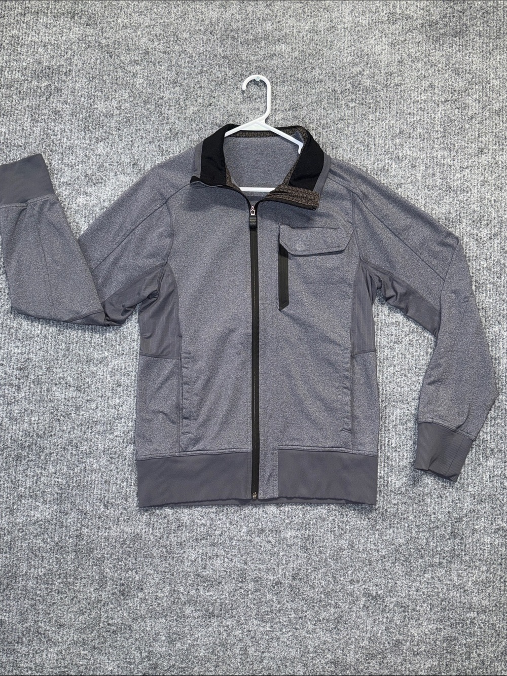 Lululemon Men’s Vent Tech Full Zip Jacket Magnetic Pocket Gray Size Medium - Picture 12 of 13